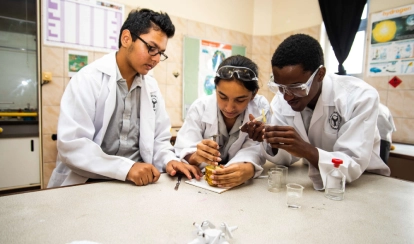 Diploma Programme students conducting a biology experiment